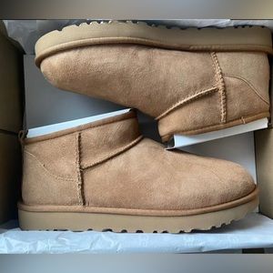 🎁  UGG Womens Classic Ultra Mini Ankle Boot
